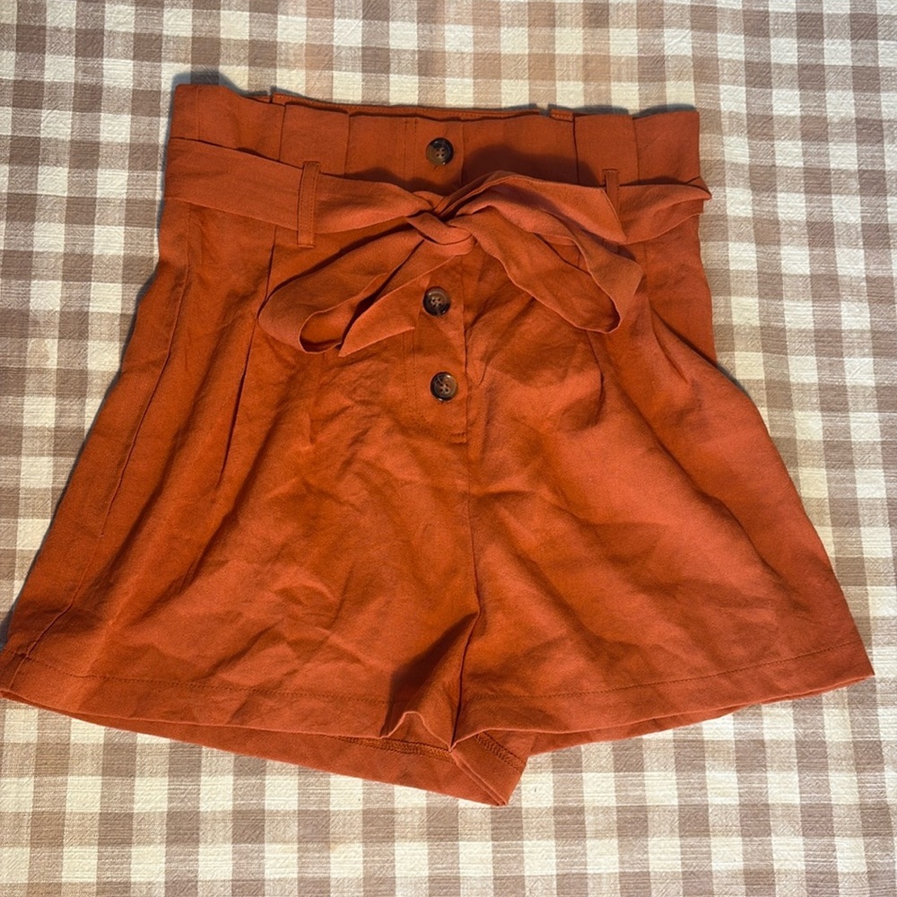 Rust Colored Shorts with Sash by A Peach Size Small